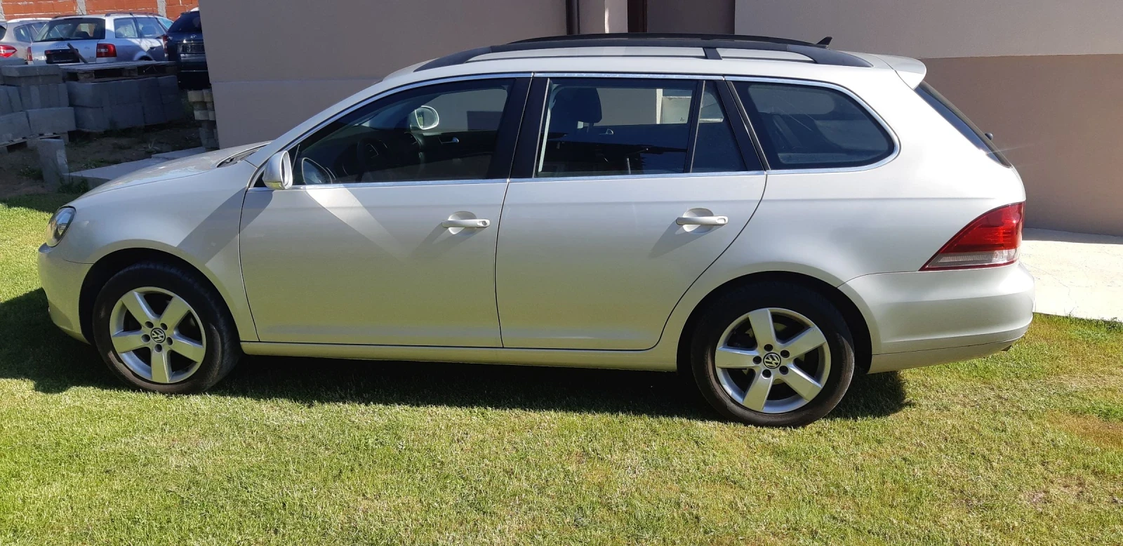 VW Golf 1.6 TDI 105 кс - изображение 2