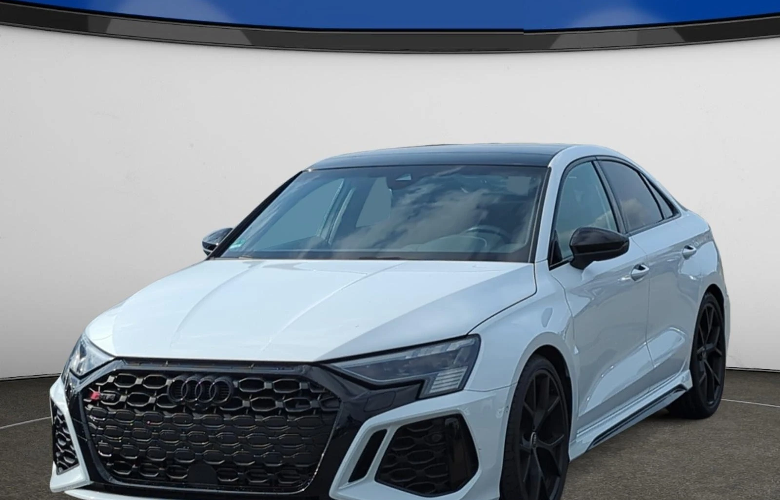 Audi Rs3 2.5 TFSI/ DYNAMIC/ MATRIX/ B&O/ BLACK OPTIC/ PANO/ - изображение 3