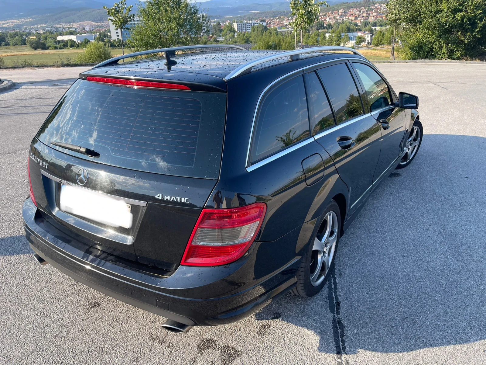 Mercedes-Benz C 320 AMG - изображение 3