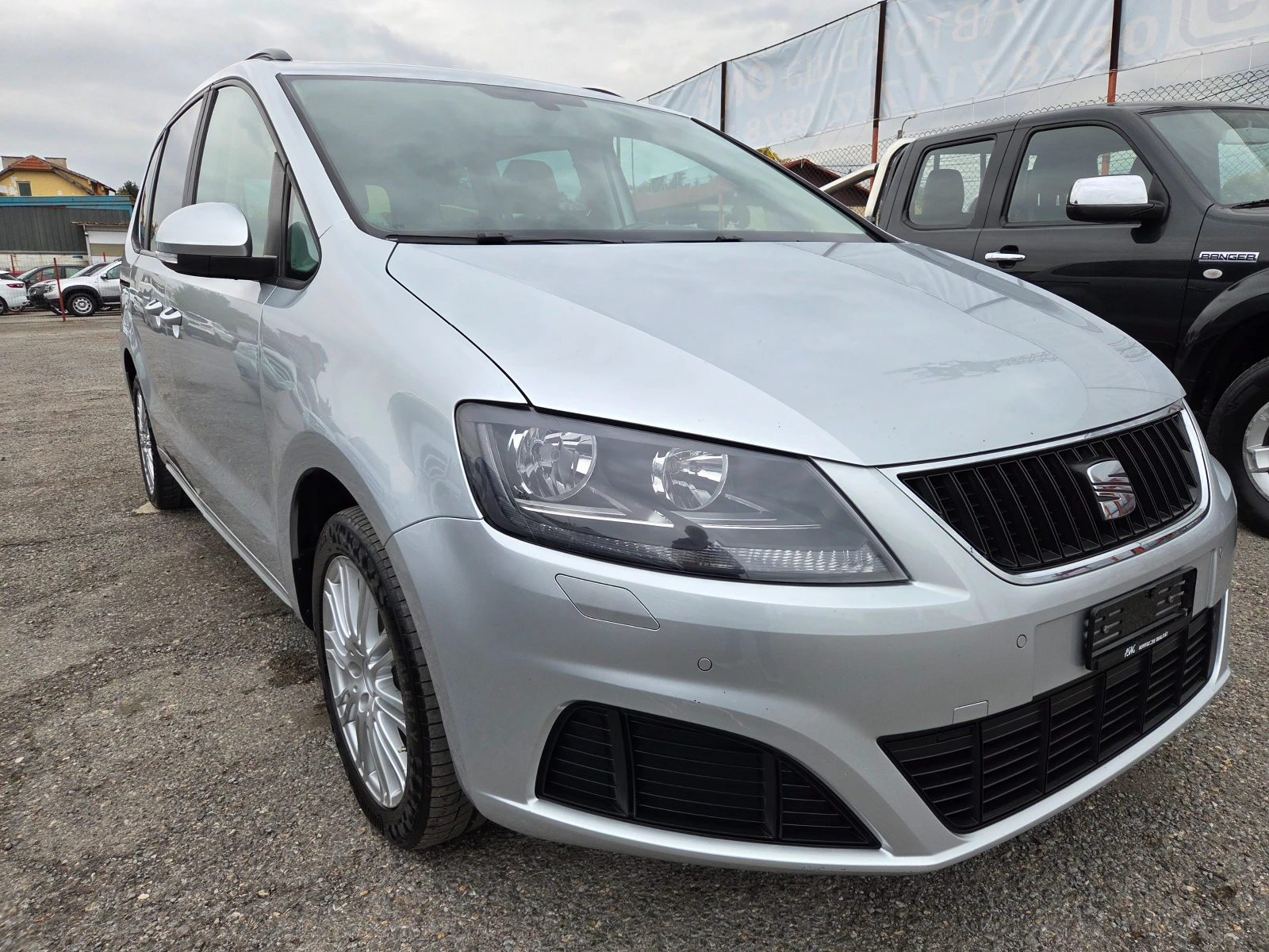 Seat Alhambra 2.0TDI - изображение 2