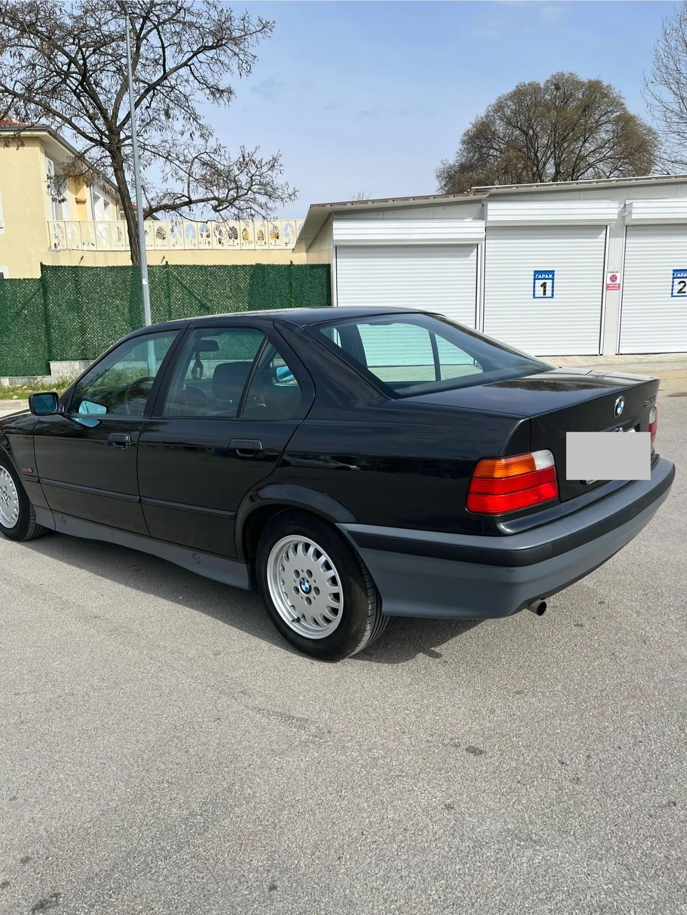 BMW 320 i, снимка 6 - Автомобили и джипове - 53612698