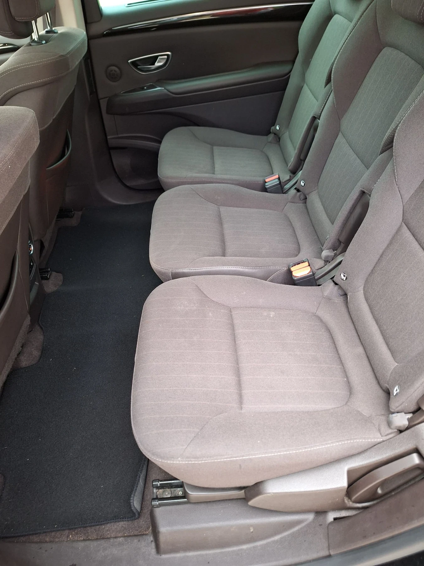 Renault Espace 7 местен, снимка 15 - Автомобили и джипове - 52366978