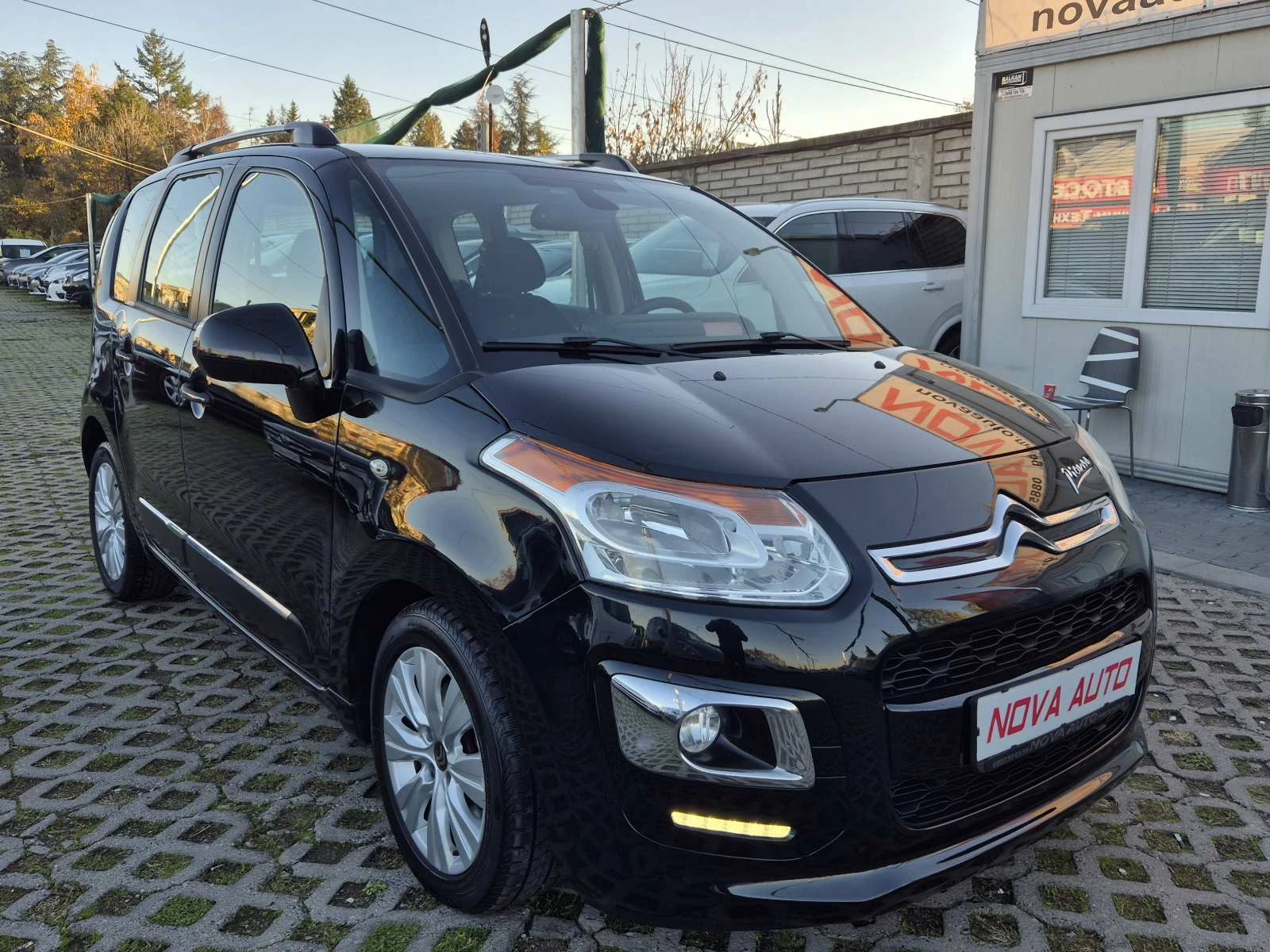 Citroen C3 Picasso 1.6HDI-139.000км-FACE LIFT-СУПЕР СЪСТОЯНИЕ - изображение 5