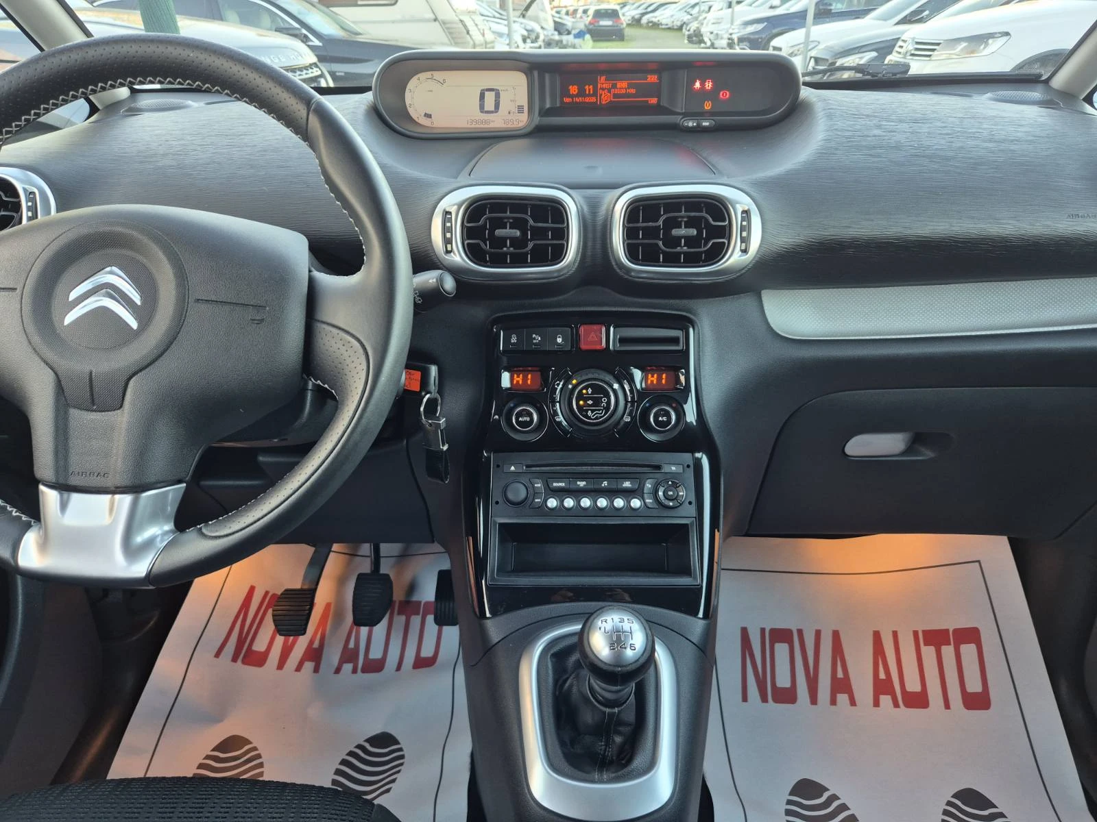 Citroen C3 Picasso 1.6HDI-139.000км-FACE LIFT-СУПЕР СЪСТОЯНИЕ - изображение 10