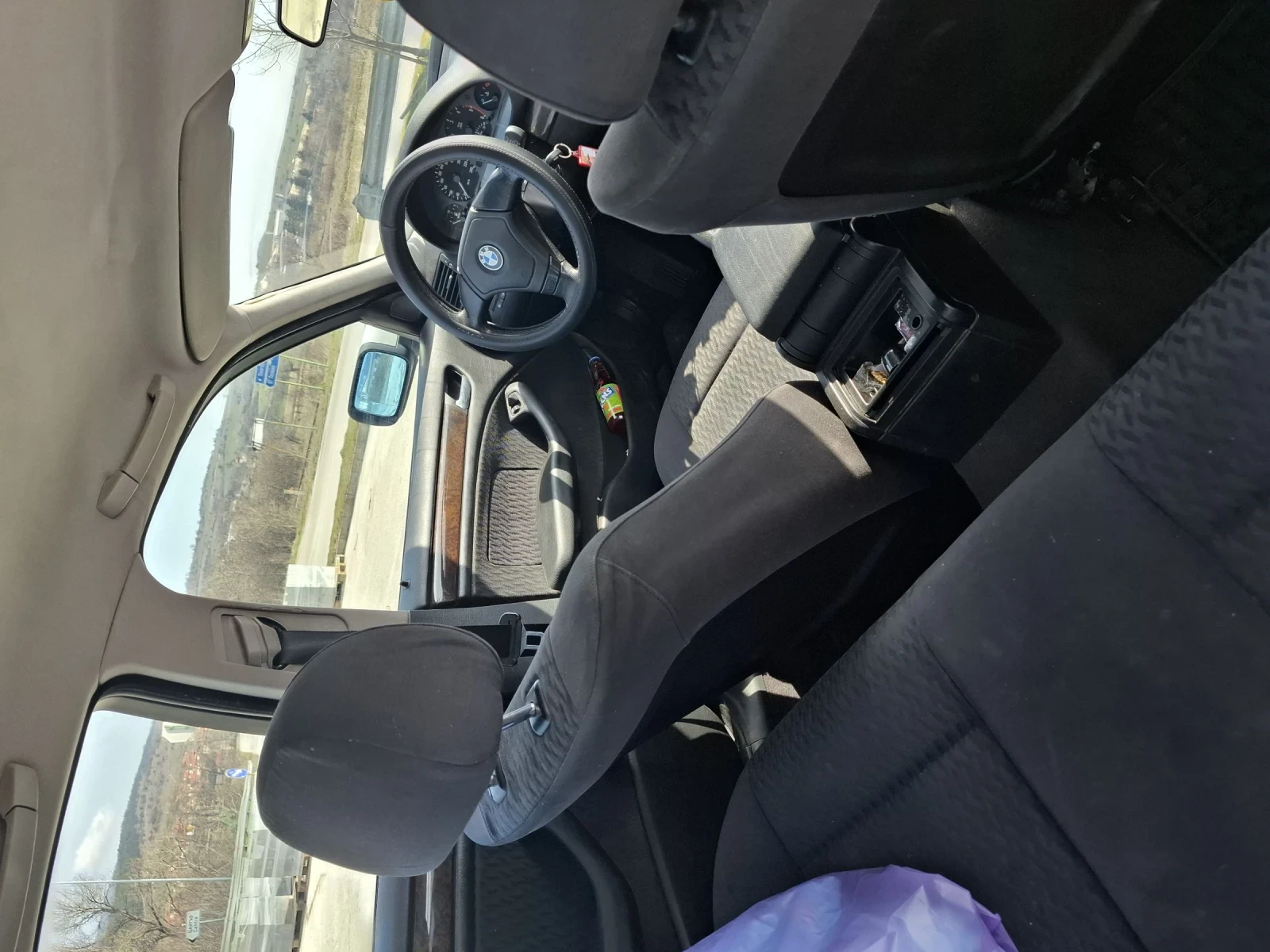 BMW 320, снимка 9 - Автомобили и джипове - 53705454