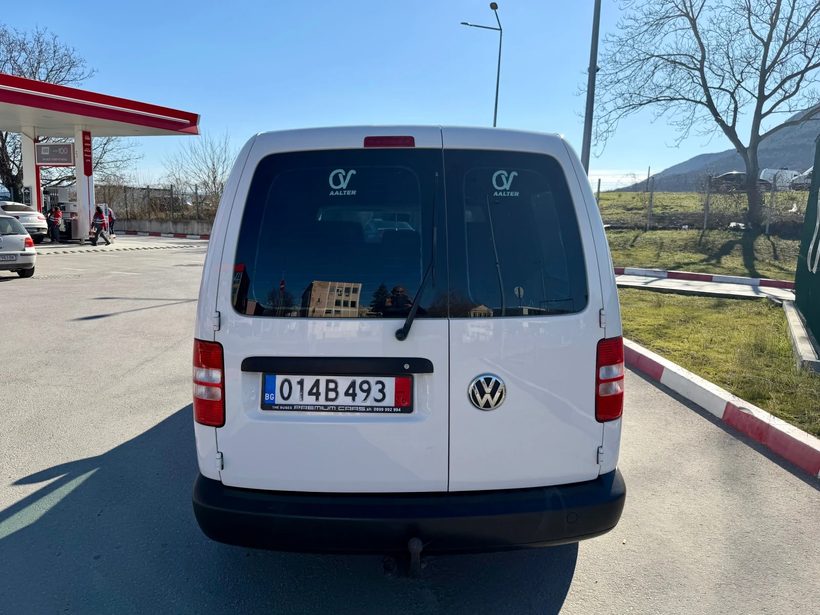 VW Caddy 1.6TDI 102k XXL N1 - изображение 3