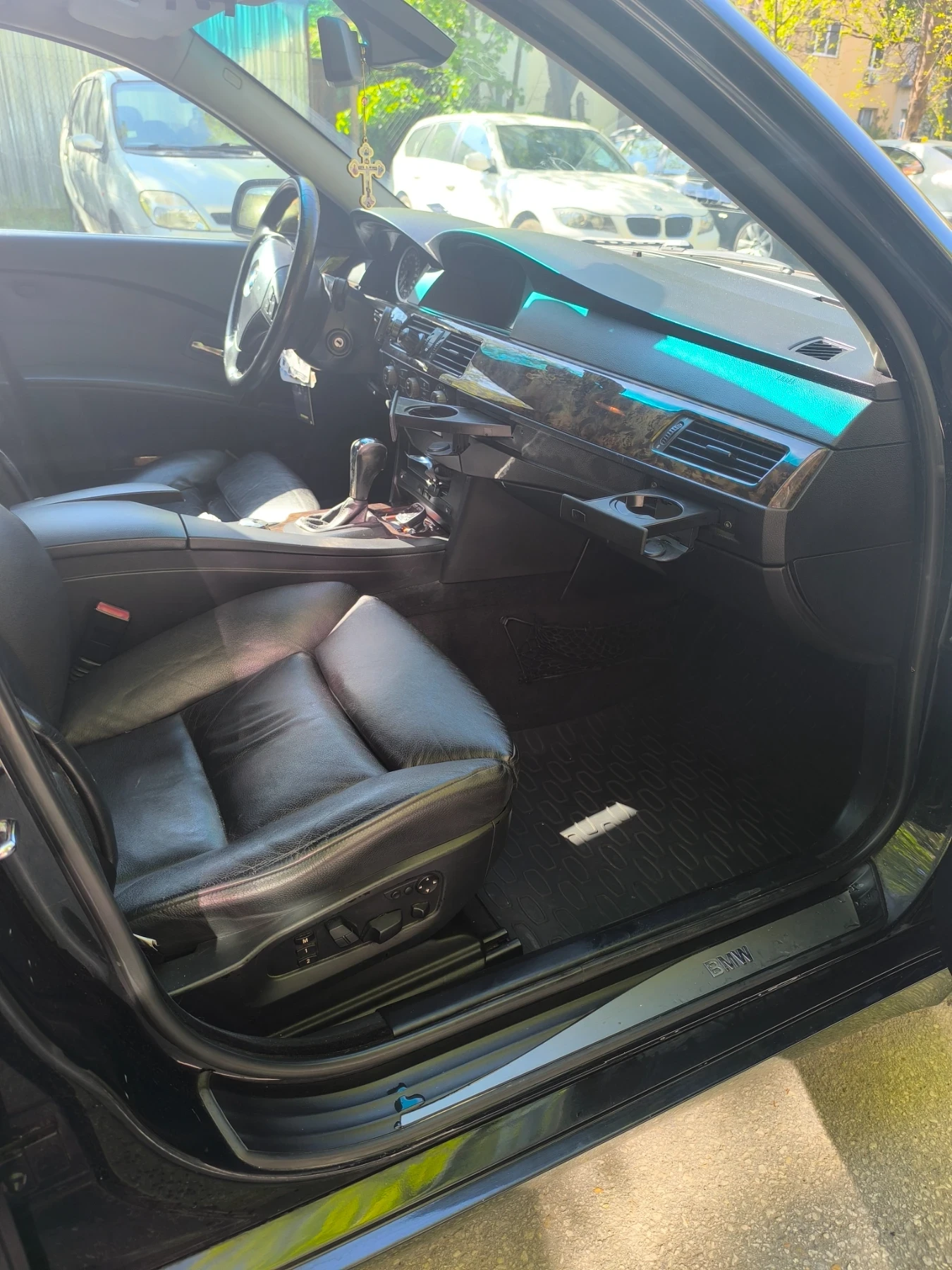 BMW 530, снимка 9 - Автомобили и джипове - 54258775