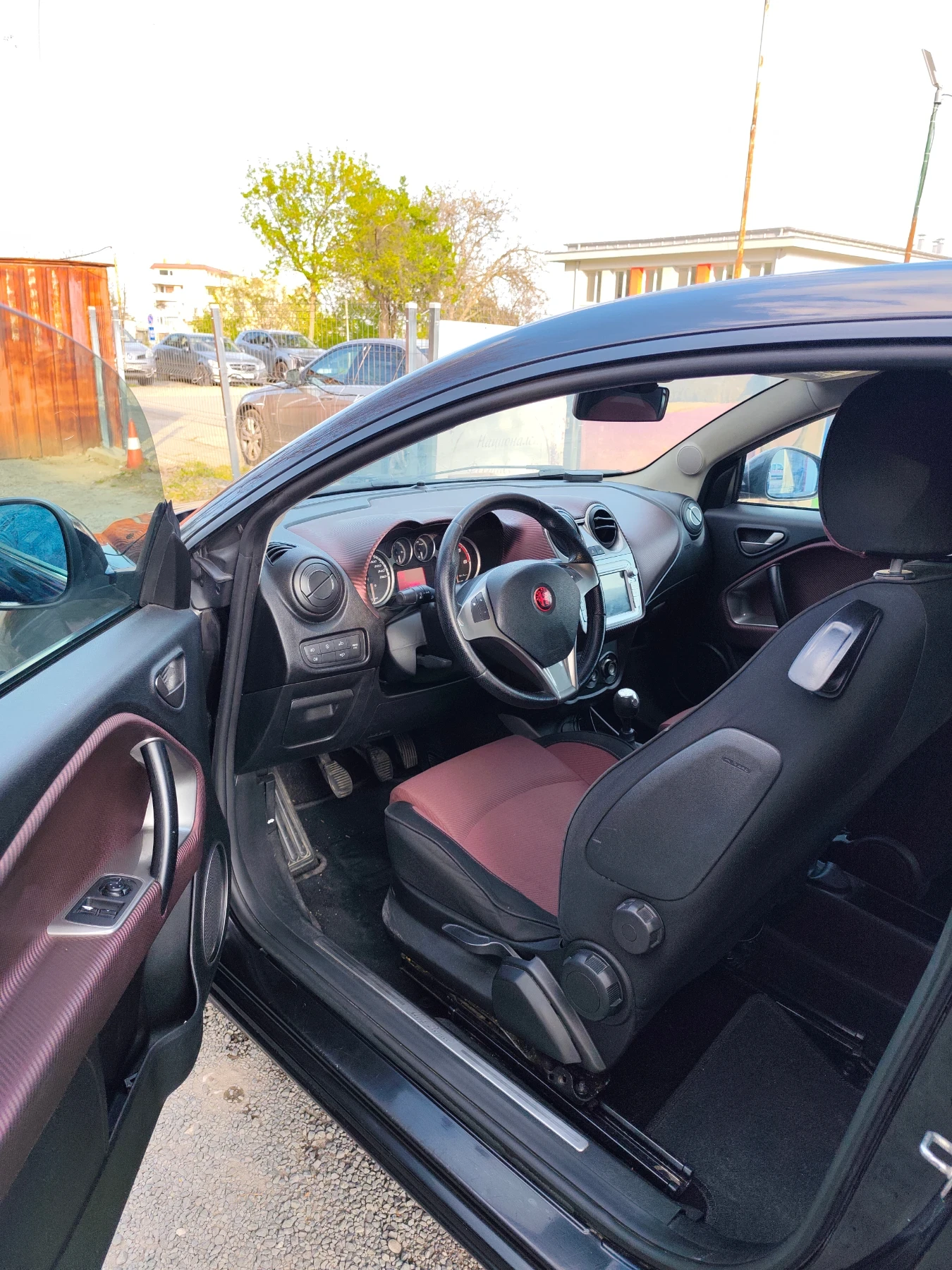 Alfa Romeo MiTo 1.3 Multijet, снимка 8 - Автомобили и джипове - 54367571