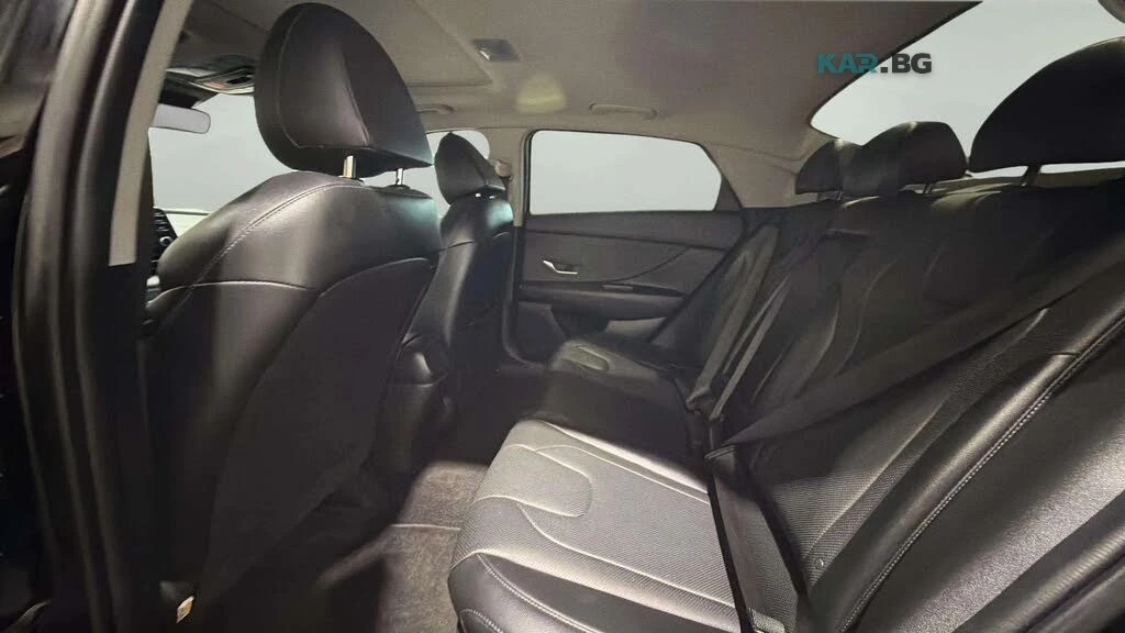 Hyundai Elantra * * АвтоКредит* (ЦЕНА ДО БГ)* , снимка 14 - Автомобили и джипове - 54766259