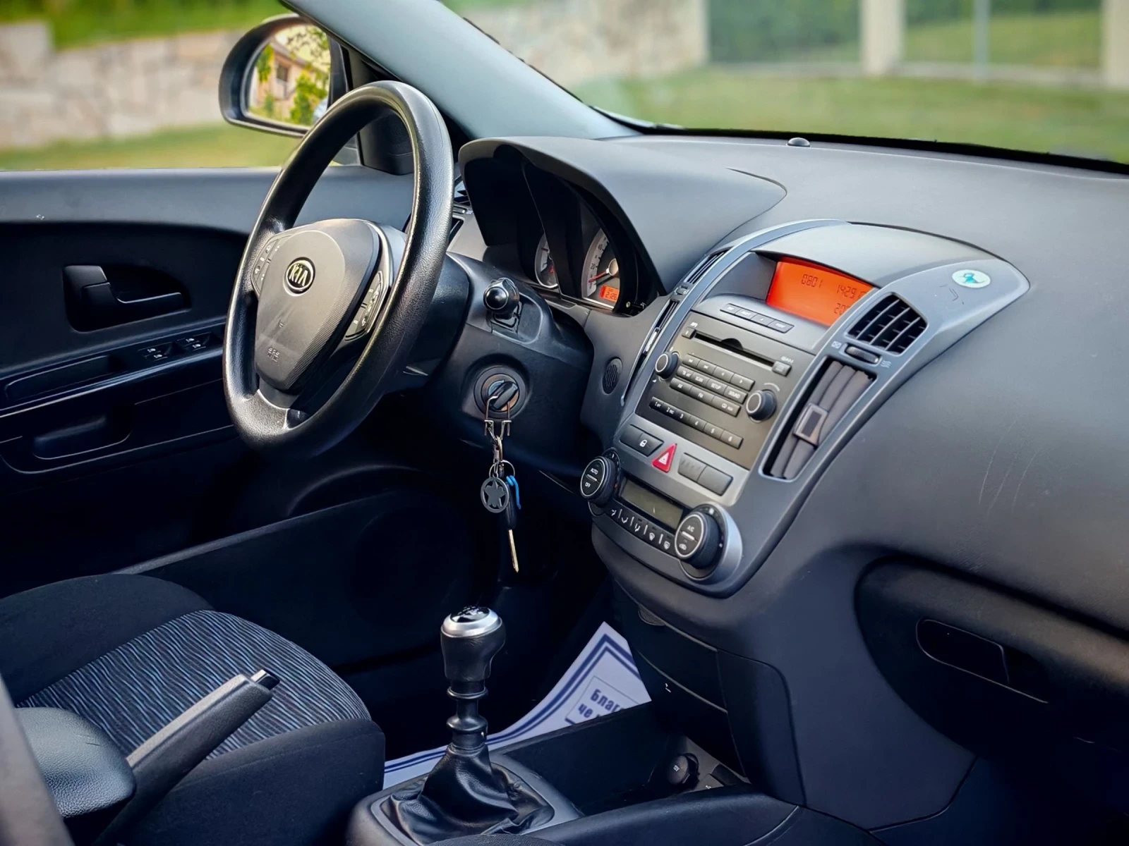 Kia Ceed 1.6CRDI(90)* MOTION-EDITION* КЛИМАТРОНИК* НОВ ВНОС, снимка 13 - Автомобили и джипове - 54887023