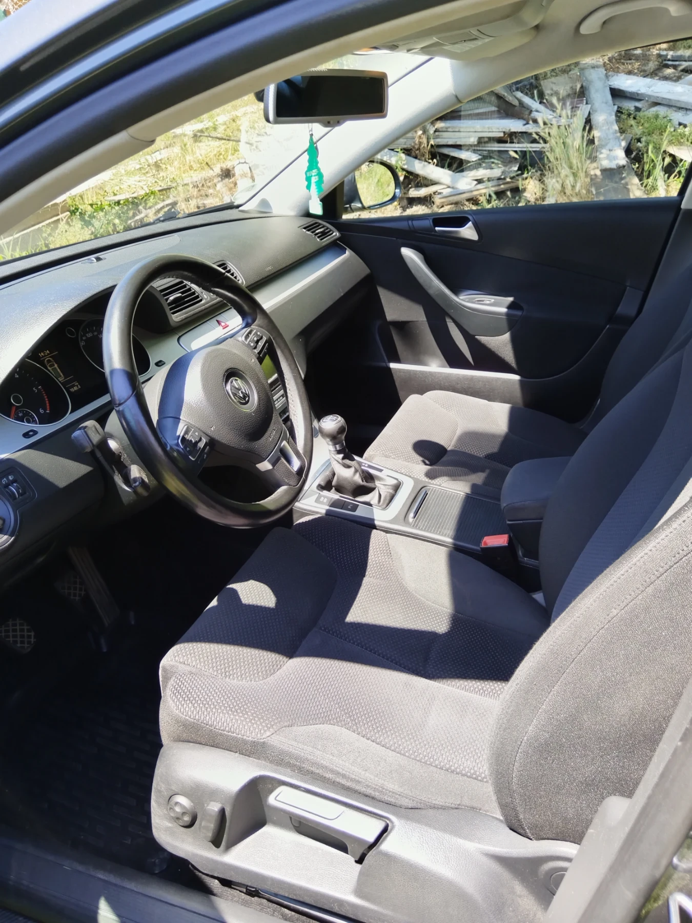 VW Passat, снимка 6 - Автомобили и джипове - 55105050