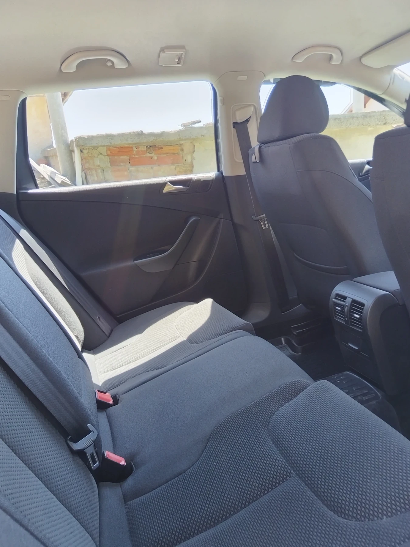 VW Passat, снимка 11 - Автомобили и джипове - 55105050