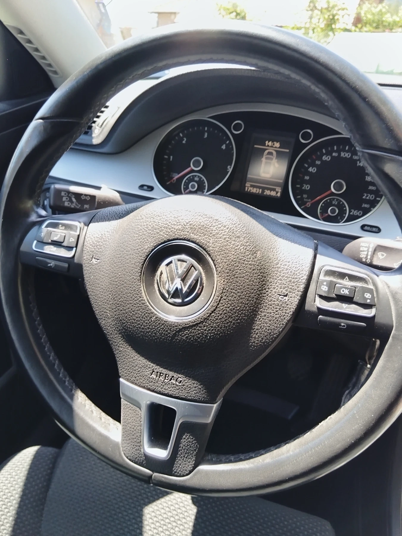 VW Passat, снимка 14 - Автомобили и джипове - 55105050