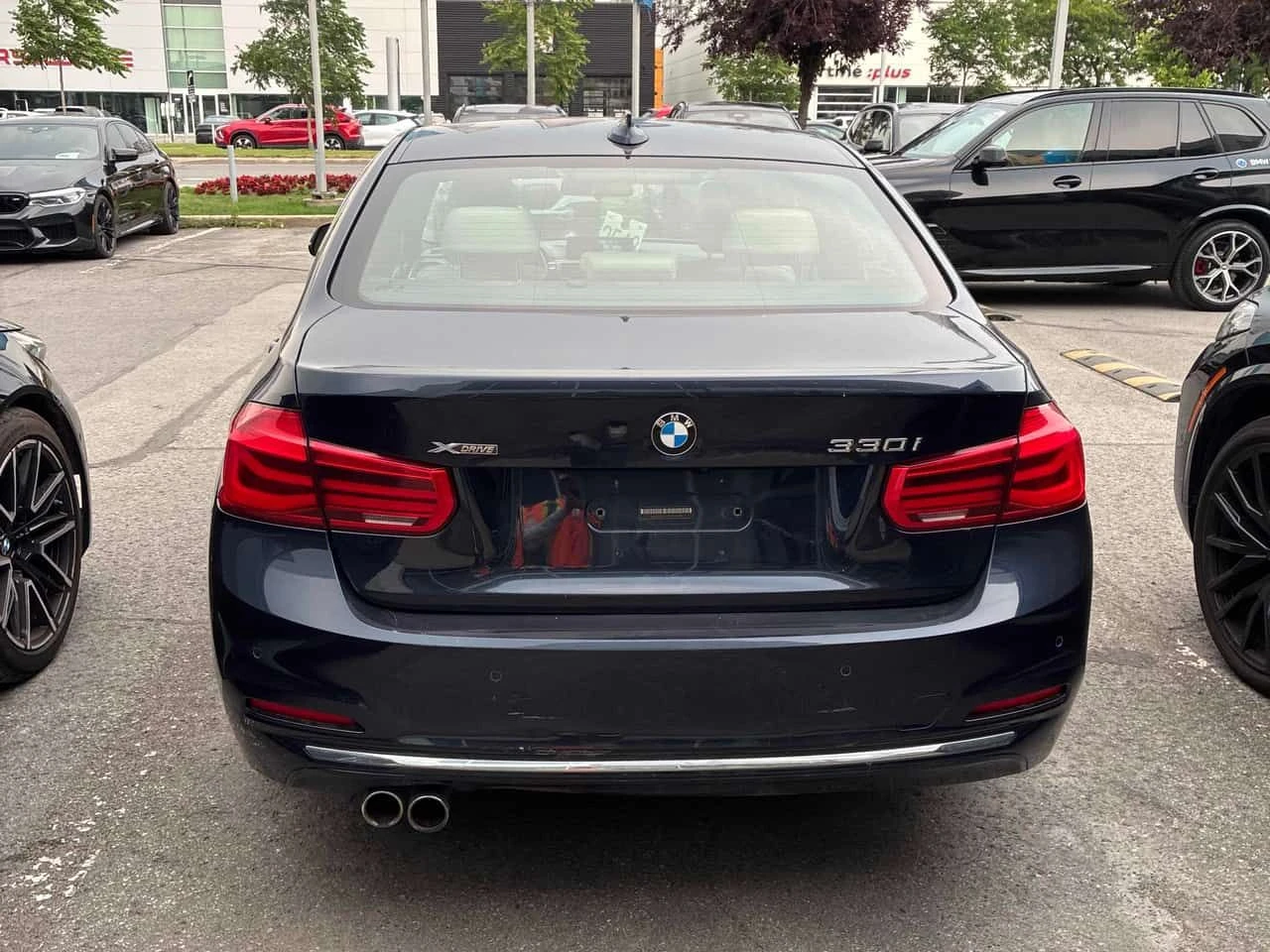BMW 330 * 330i xDrive * CARFAX * ЦЕНА ДО БГ, снимка 5 - Автомобили и джипове - 55292705