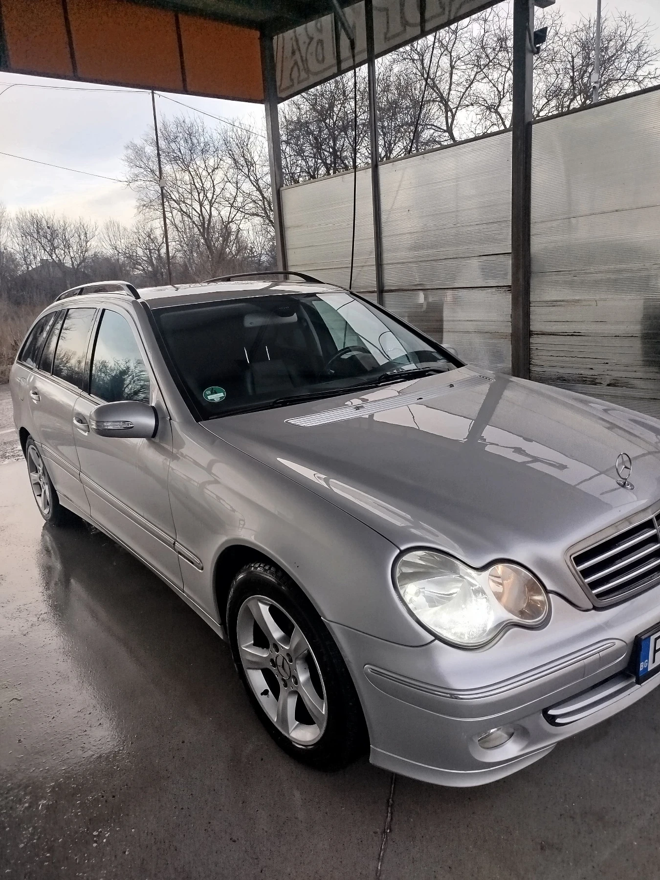 Mercedes-Benz C 220, снимка 2 - Автомобили и джипове - 55416487