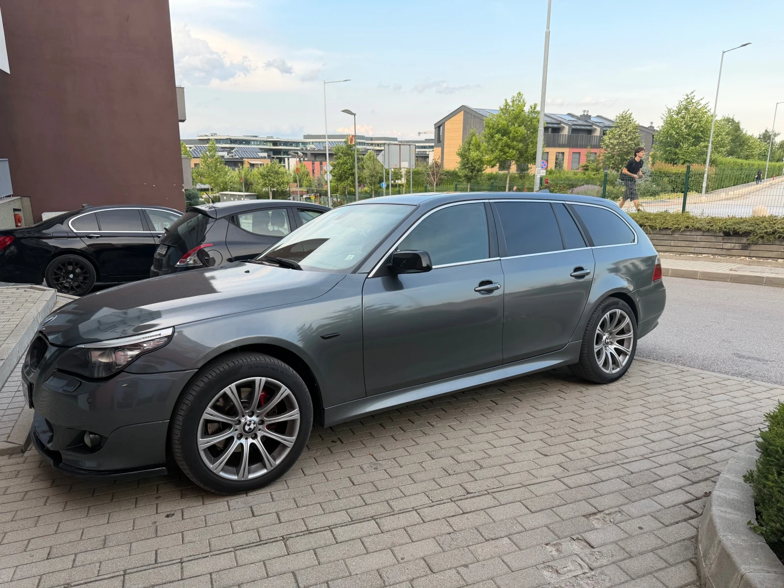 BMW 530