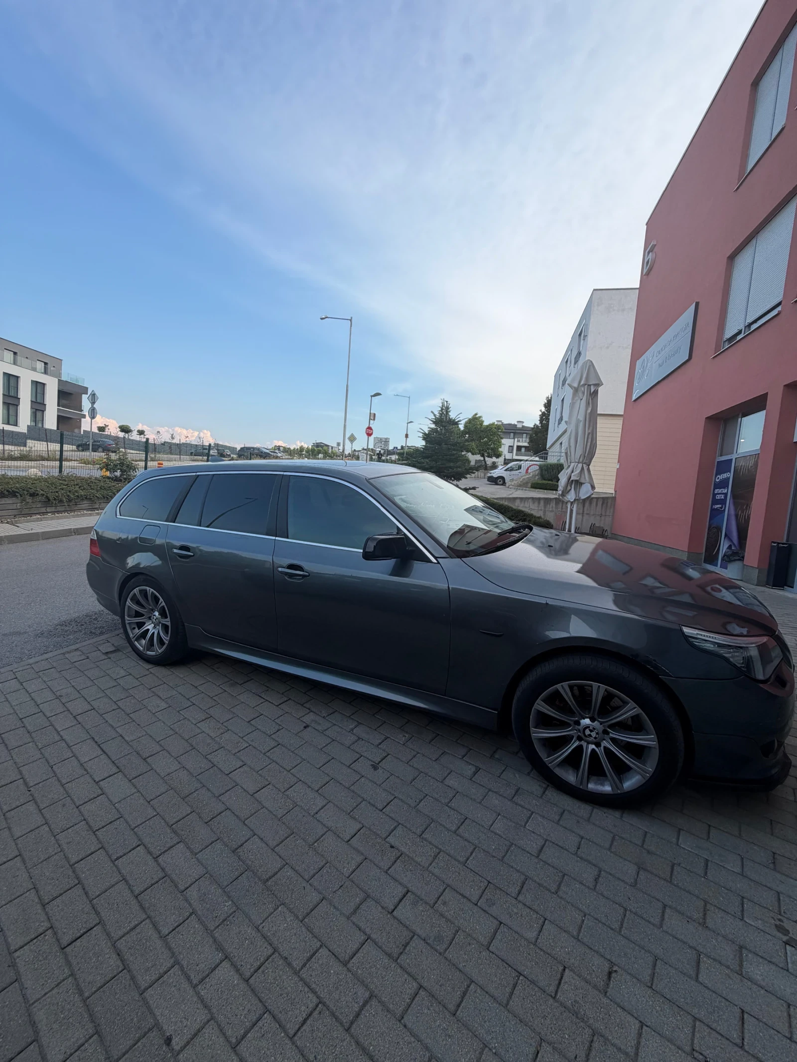 BMW 530, снимка 2 - Автомобили и джипове - 55436786