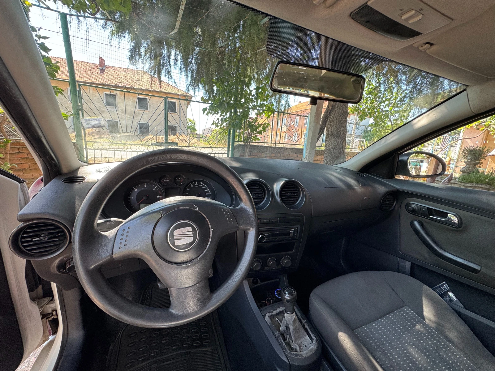 Seat Ibiza 1.9 SDI, снимка 6 - Автомобили и джипове - 55511658
