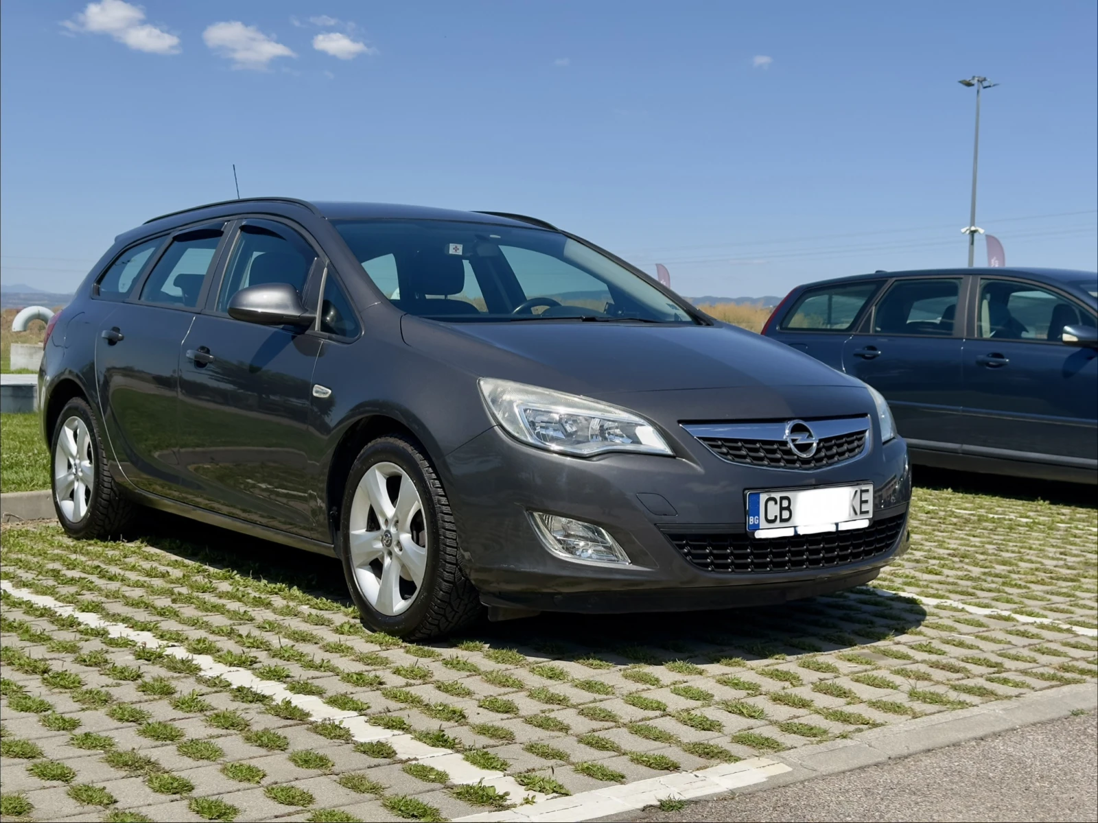 Opel Astra, снимка 2 - Автомобили и джипове - 55673643