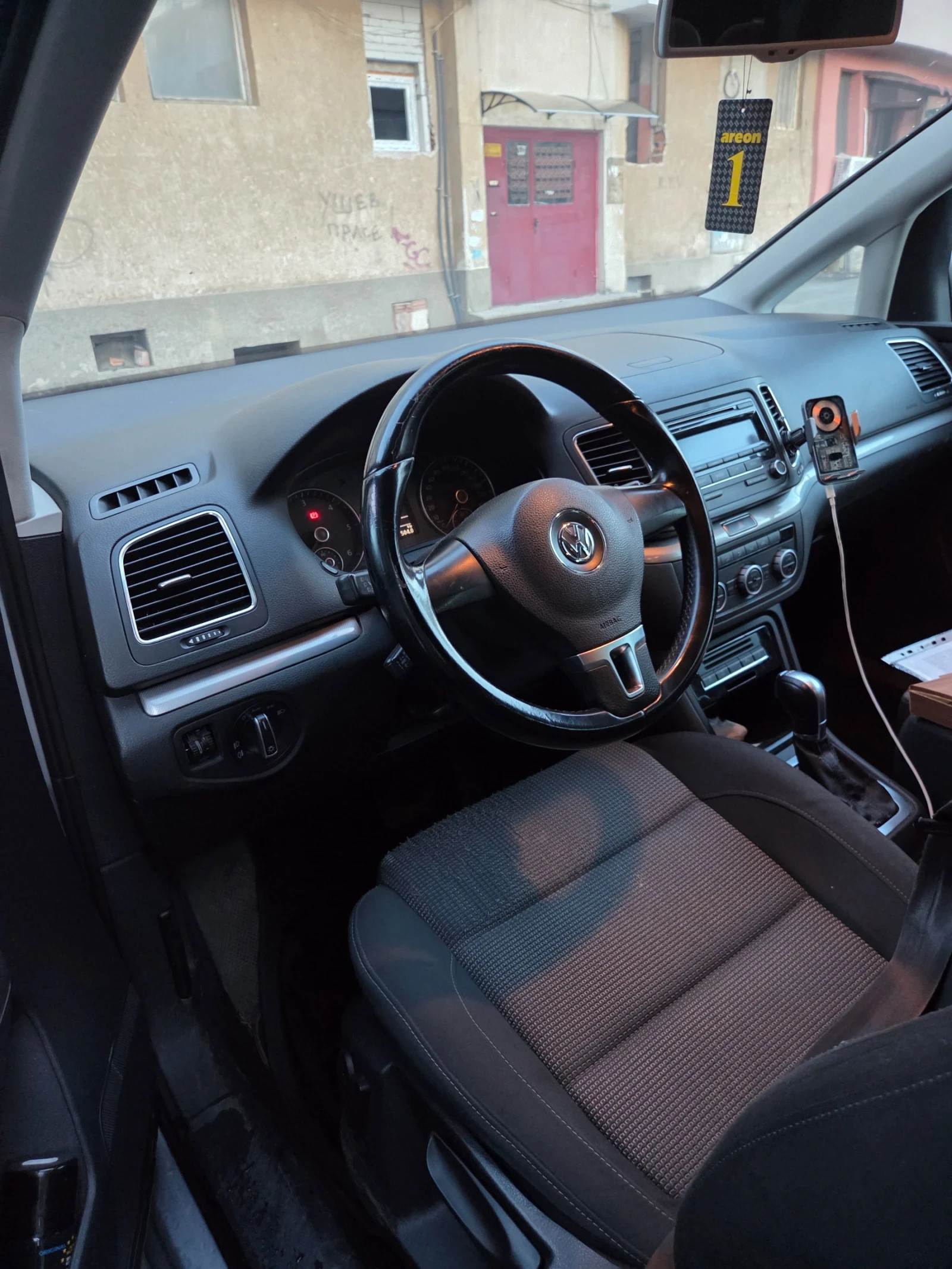 VW Sharan, снимка 5 - Автомобили и джипове - 56125709