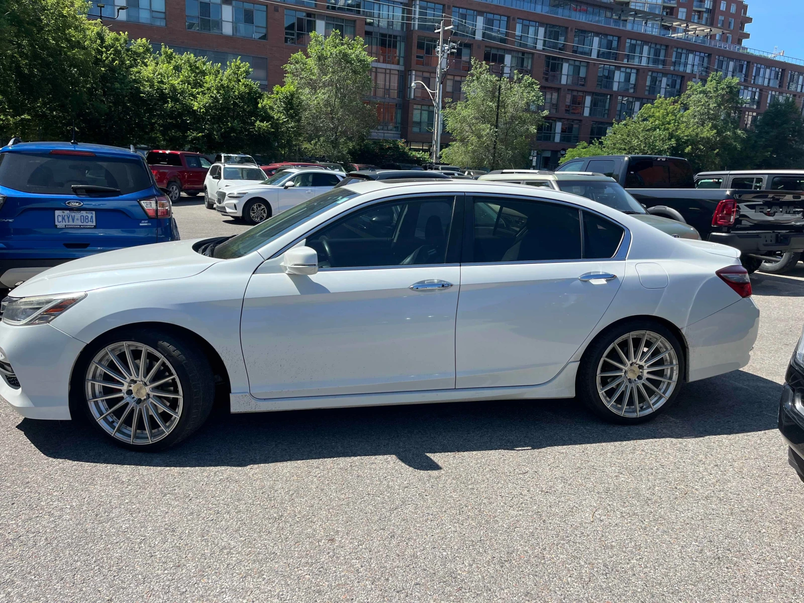 Honda Accord * Touring * CARFAX * ЦЕНА ДО БГ, снимка 2 - Автомобили и джипове - 56139589