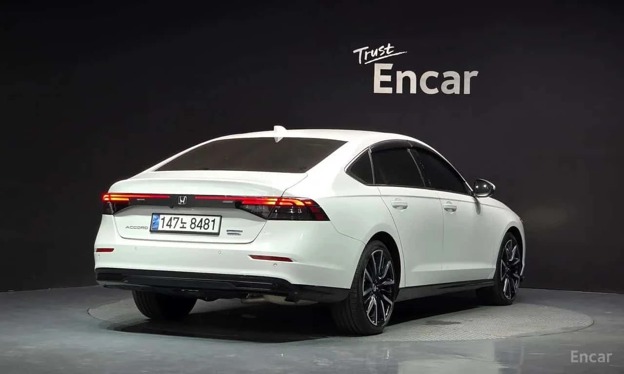 Honda Accord * 2.0 Hybrid Touring * ����� * HUD * ��� ��������� | Mobile.bg � ����������� 2
