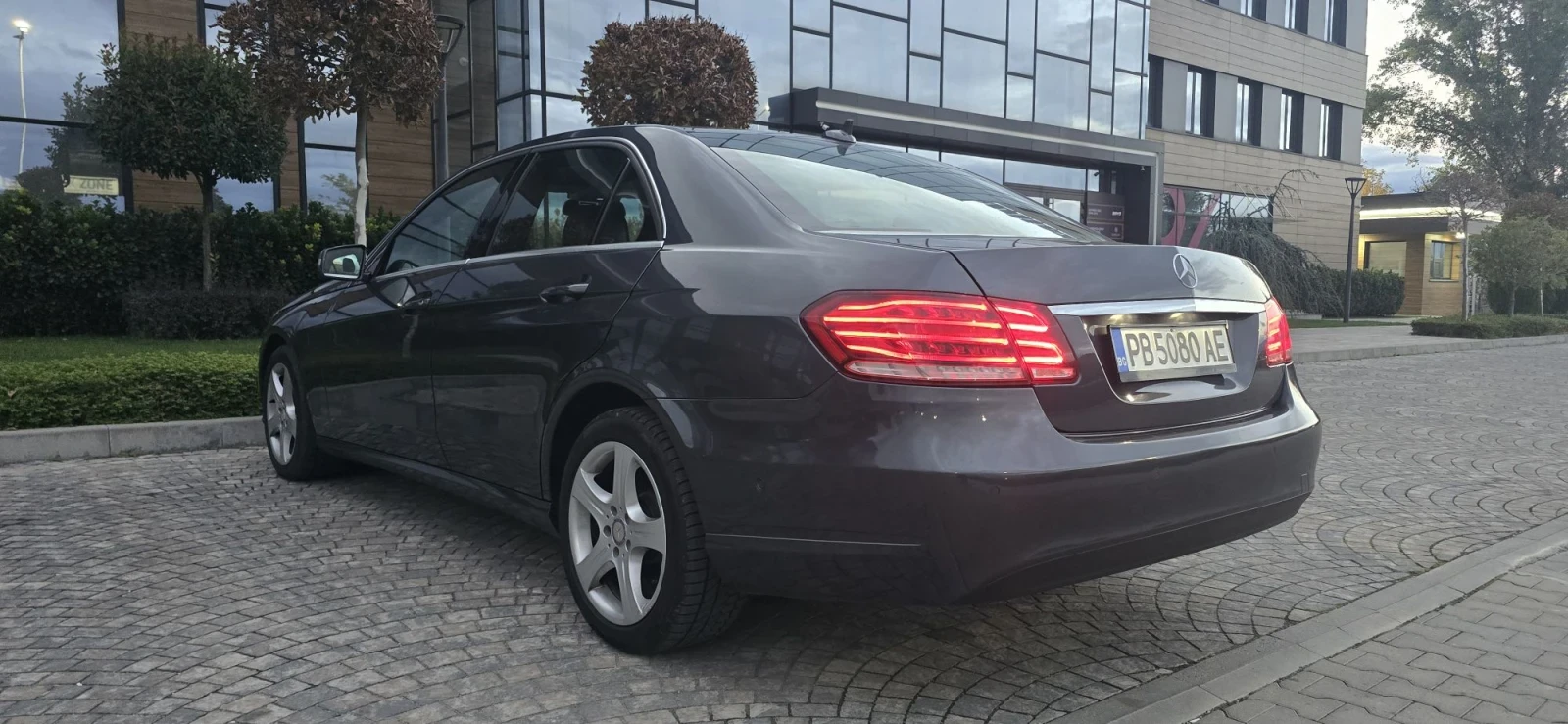 Mercedes-Benz E 220 2.2CDI* ����* LED* ������* AVANTGARDE*  | Mobile.bg � ����������� 4