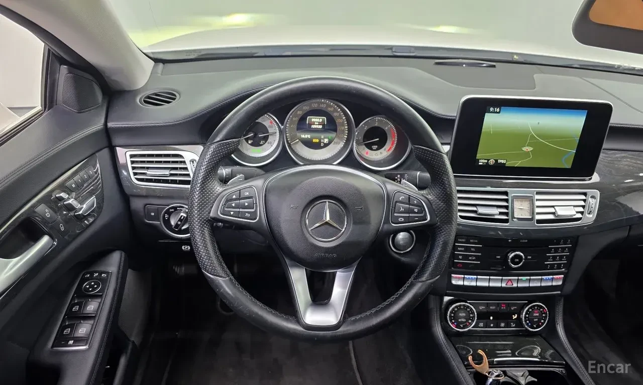 Mercedes-Benz CLS 350 4MATIC* 360 КАМЕРИ* ОБДУХ* ПАНО* КРАЙНА ЦЕНА* , снимка 10 - Автомобили и джипове - 56737705
