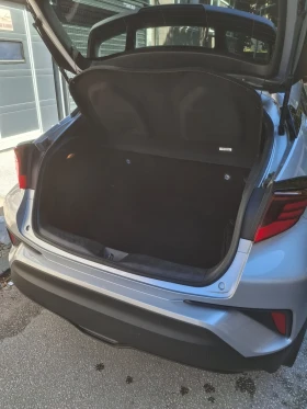 Toyota C-HR 1.8 Hybrid, снимка 6