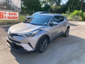 ������ Toyota C-HR