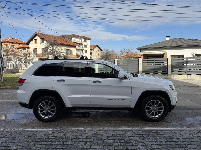 Jeep Grand cherokee FACELIFT-LIMITED-3.0D-4X4-AVTOMAT-ШВЕЙЦАРИЯ-FULL, снимка 4 - Автомобили и джипове - 48098635