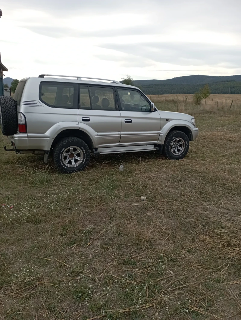 Toyota Land cruiser, снимка 7 - Автомобили и джипове - 52630464