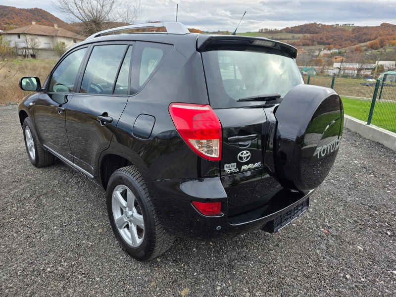 Toyota Rav4 2.0i 4x4 146000km!, снимка 4 - Автомобили и джипове - 52535830