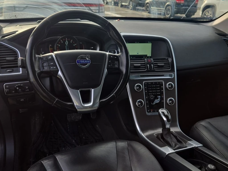 Volvo XC60 * T5 SPECIAL EDITION PREMIER * CARFAX * , снимка 9 - Автомобили и джипове - 52728046