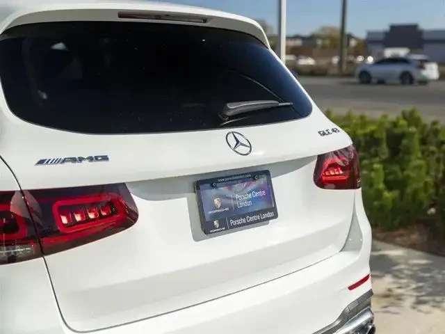 Mercedes-Benz GLC * ФИКСИРАНА ЦЕНА * CARFAX* ОПЦИЯ ЗА ФИНАНСИРАНЕ*  - изображение 6
