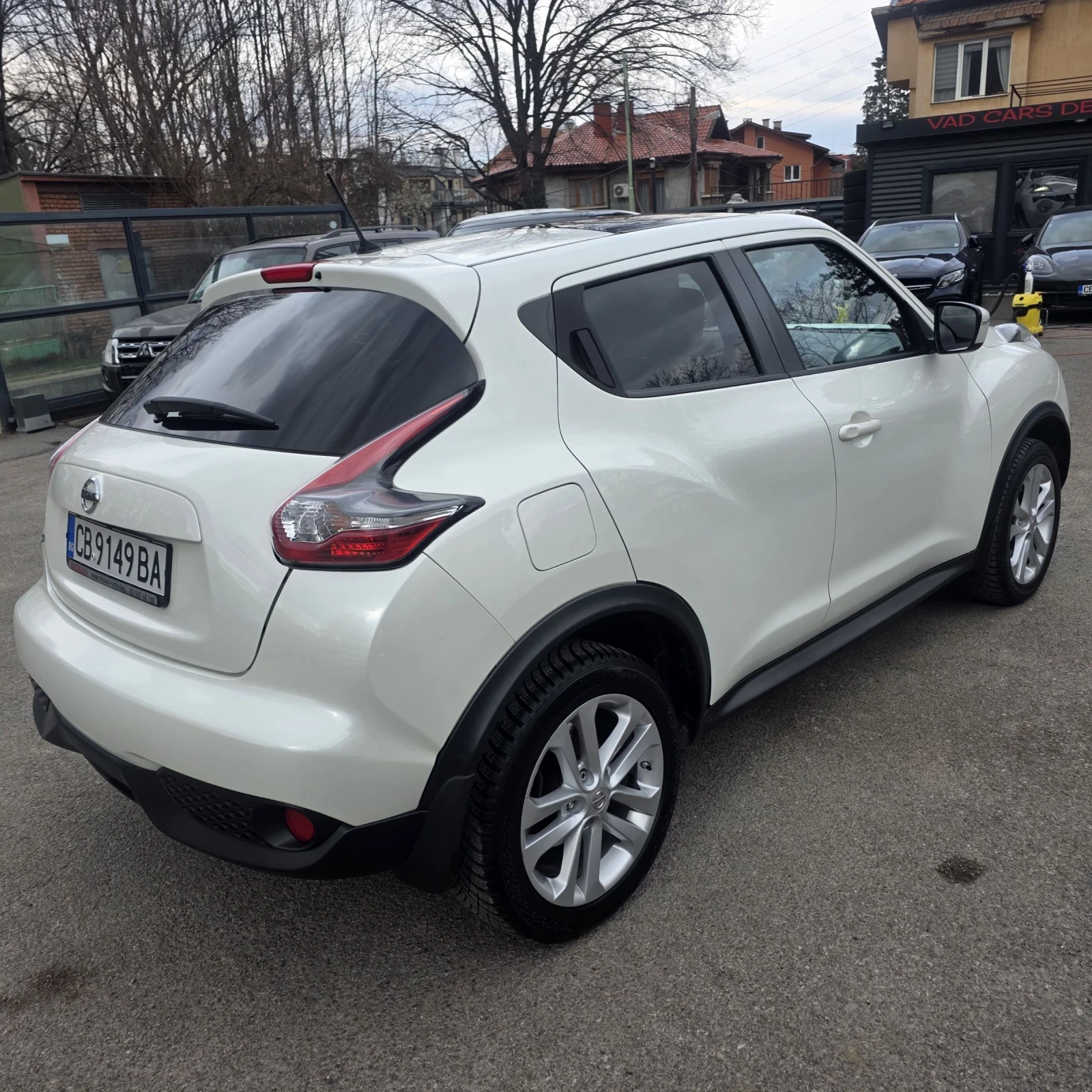 Nissan Juke Navi/Camera/Pano, снимка 4 - Автомобили и джипове - 53925618