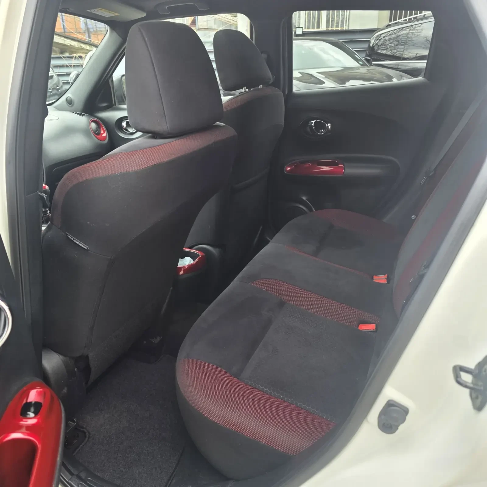 Nissan Juke Navi/Camera/Pano, снимка 10 - Автомобили и джипове - 53925618