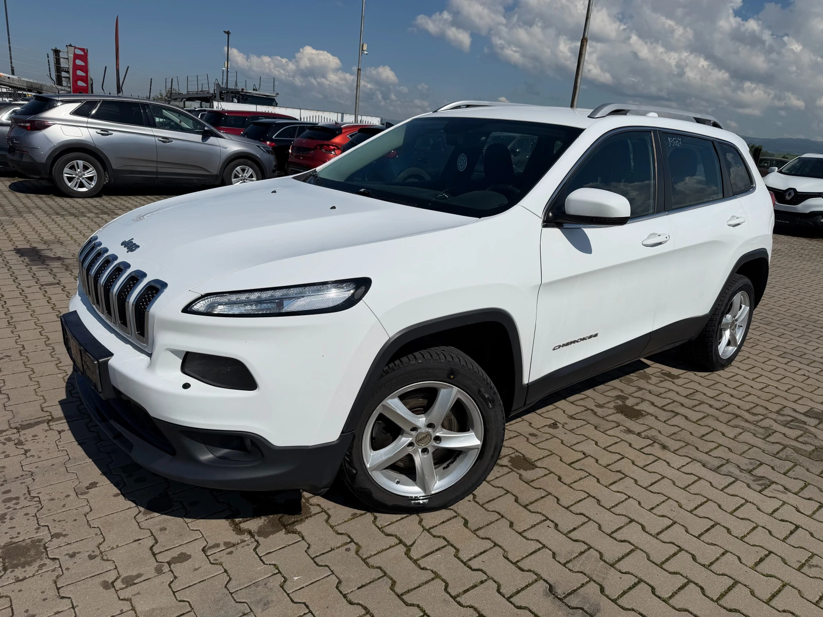 Jeep Cherokee 2.0M-JET 4WD AVTOMAT/NAVI EURO 5