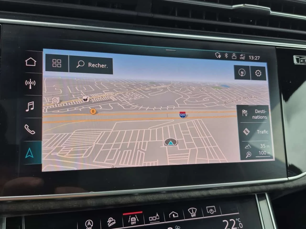 Audi Q8 SLINE/TECHNIK/ОБДУХ/360/ДИСТРОНИК/+ ГУМИ И ДЖАНТИ/, снимка 10 - Автомобили и джипове - 54723644