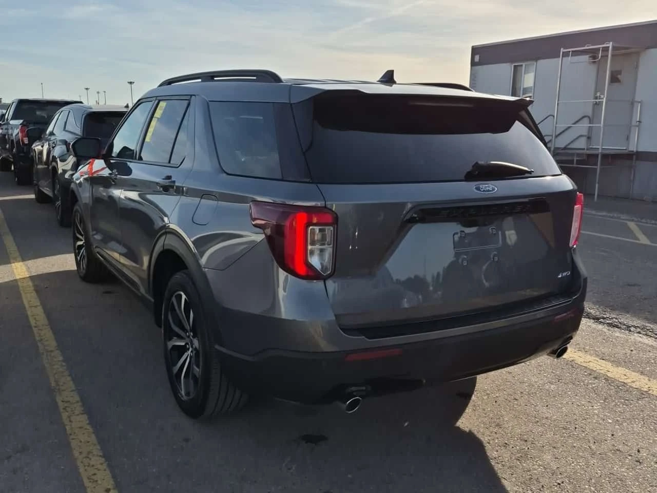 Ford Explorer ST LINE| 360| ПОДГРЕВИ| ПАНО| CARFAX| АВТОКРЕДИТ, снимка 5 - Автомобили и джипове - 54784020