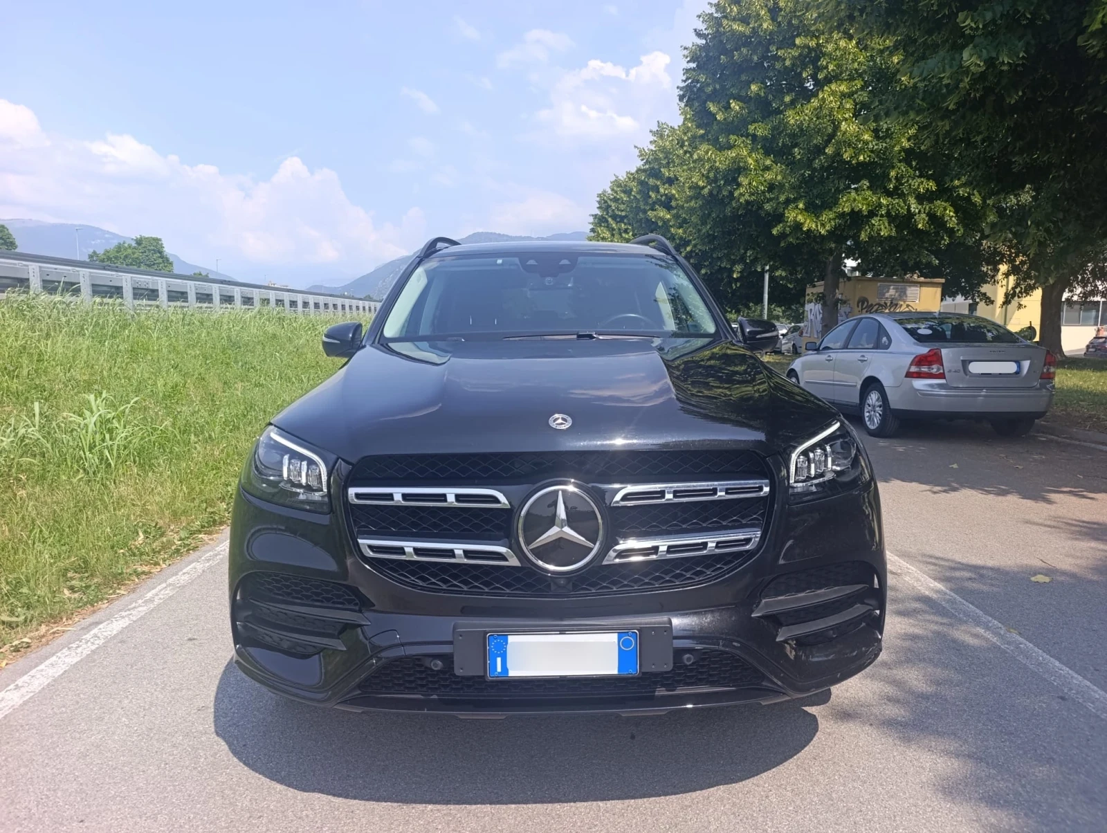 Mercedes-Benz GLS 400 d 4Matic Premium, снимка 2 - Автомобили и джипове - 55079986