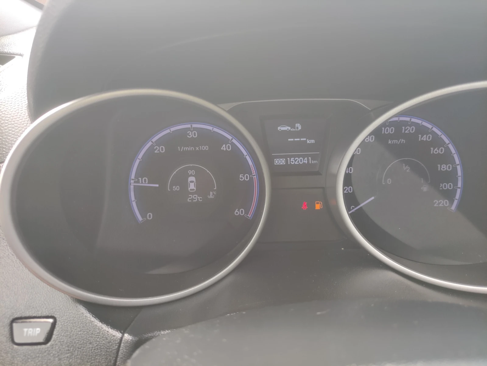 Hyundai IX35 1.7GRDI като нов 154000км фул екстри, снимка 11 - Автомобили и джипове - 55438703