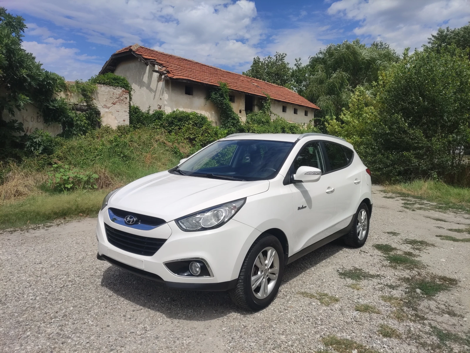 Hyundai IX35 1.7GRDI като нов 154000км фул екстри, снимка 2 - Автомобили и джипове - 55438703