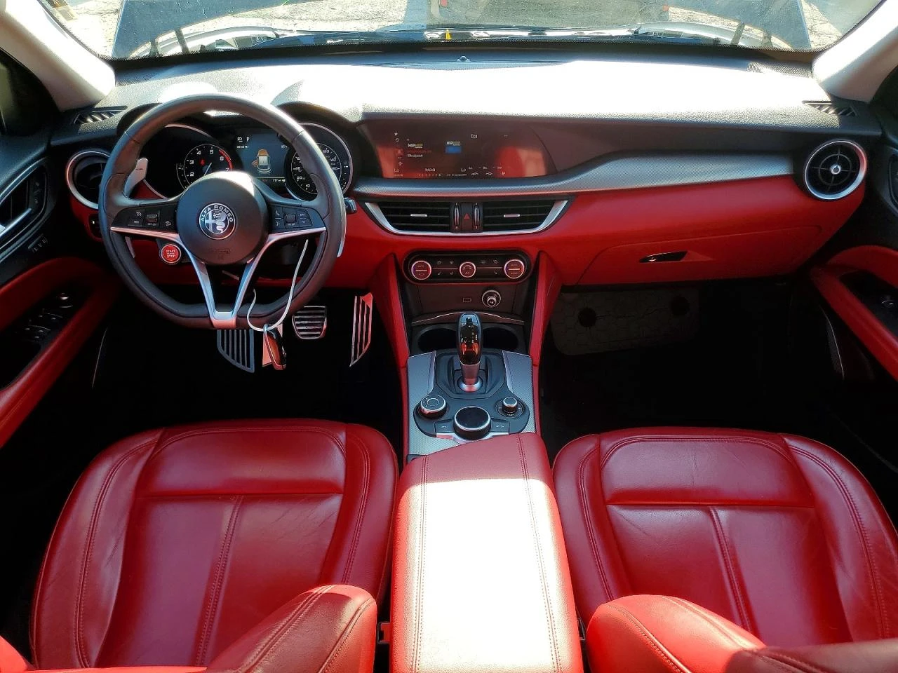 Alfa Romeo Stelvio 2.0l, снимка 8 - Автомобили и джипове - 55591579