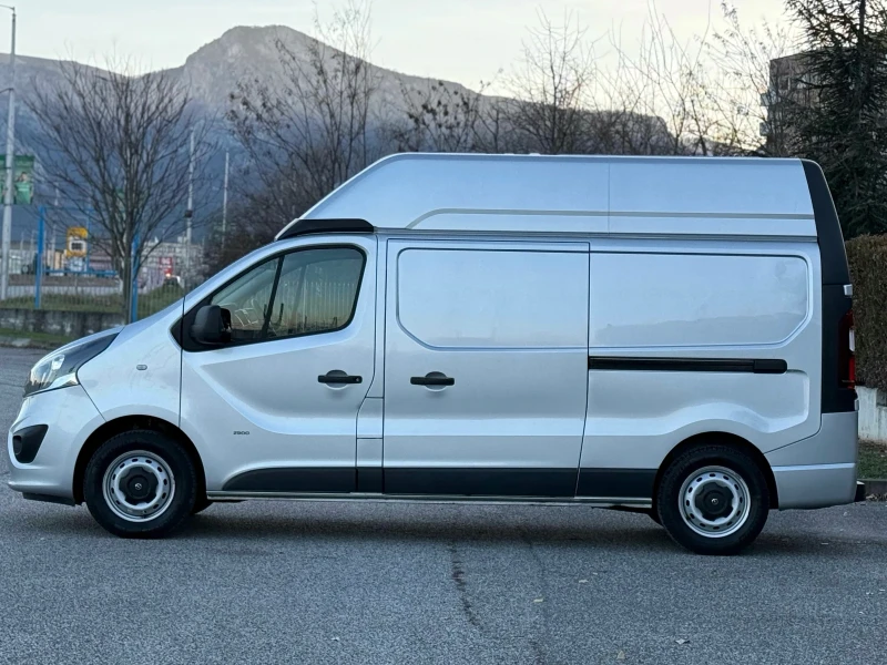 Opel Vivaro 1.6BITURBO 146KS EURO6B, снимка 7 - Бусове и автобуси - 48133148