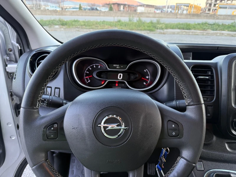 Opel Vivaro 1.6BITURBO 146KS EURO6B, снимка 12 - Бусове и автобуси - 48133148