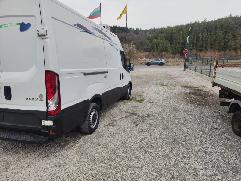 Iveco Daily 35С14 ХЛАДИЛНИК МЕТАН, снимка 7 - Бусове и автобуси - 49613031