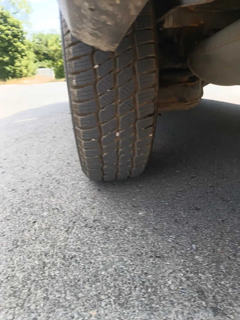 VW T4 1.9 D, снимка 8 - Бусове и автобуси - 52747033