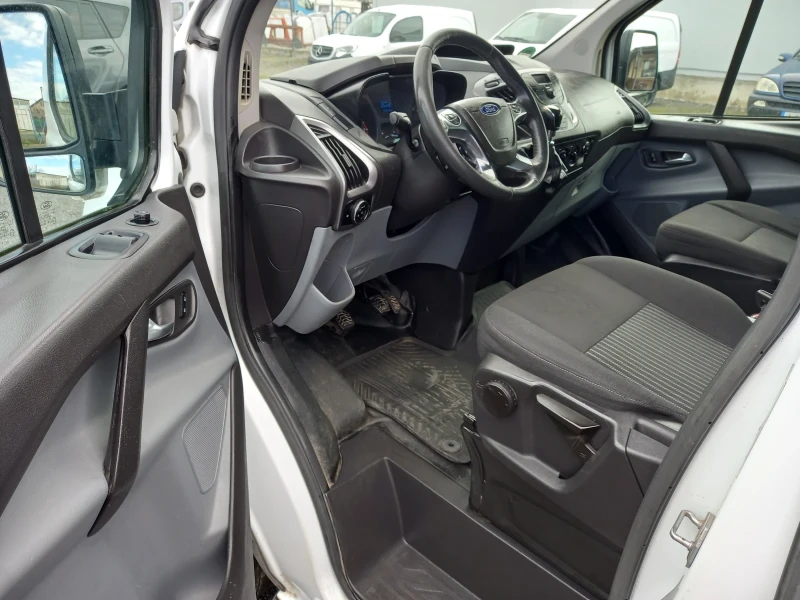 Ford Transit Custom, снимка 12 - Бусове и автобуси - 53072253