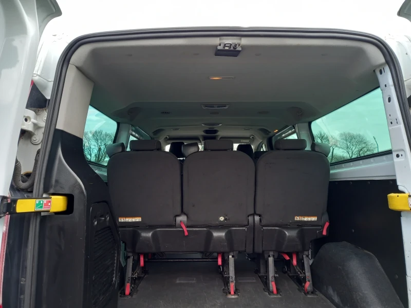 Ford Transit Custom, снимка 11 - Бусове и автобуси - 53072253